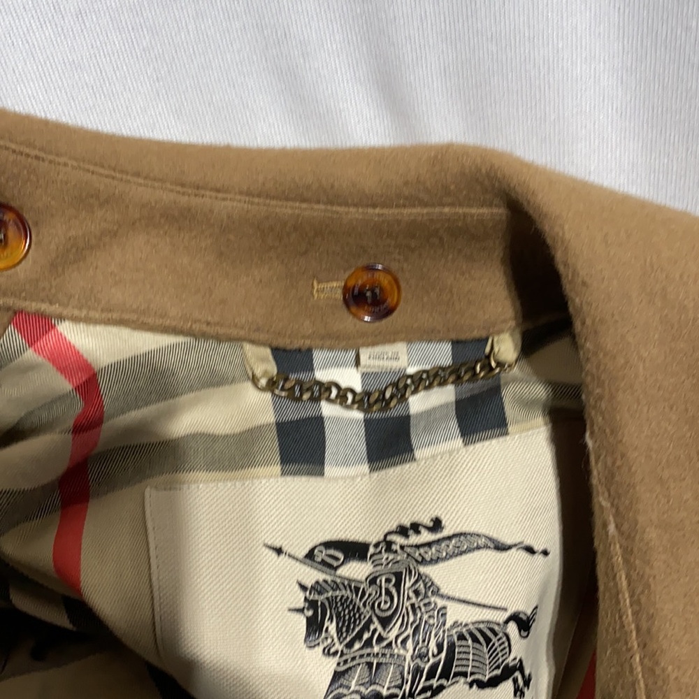 Men’s Burberry Coat - Picture 10 of 10
